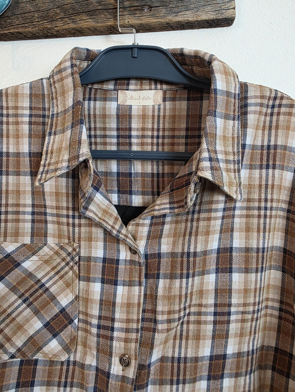 Altar'd State Nashville Plaid Flannel Cropped Shacket Large New - Picture 11 of 16